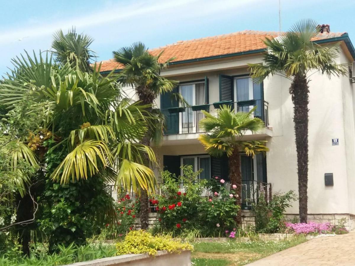 Apartments Palm House Rovinj Bagian luar foto